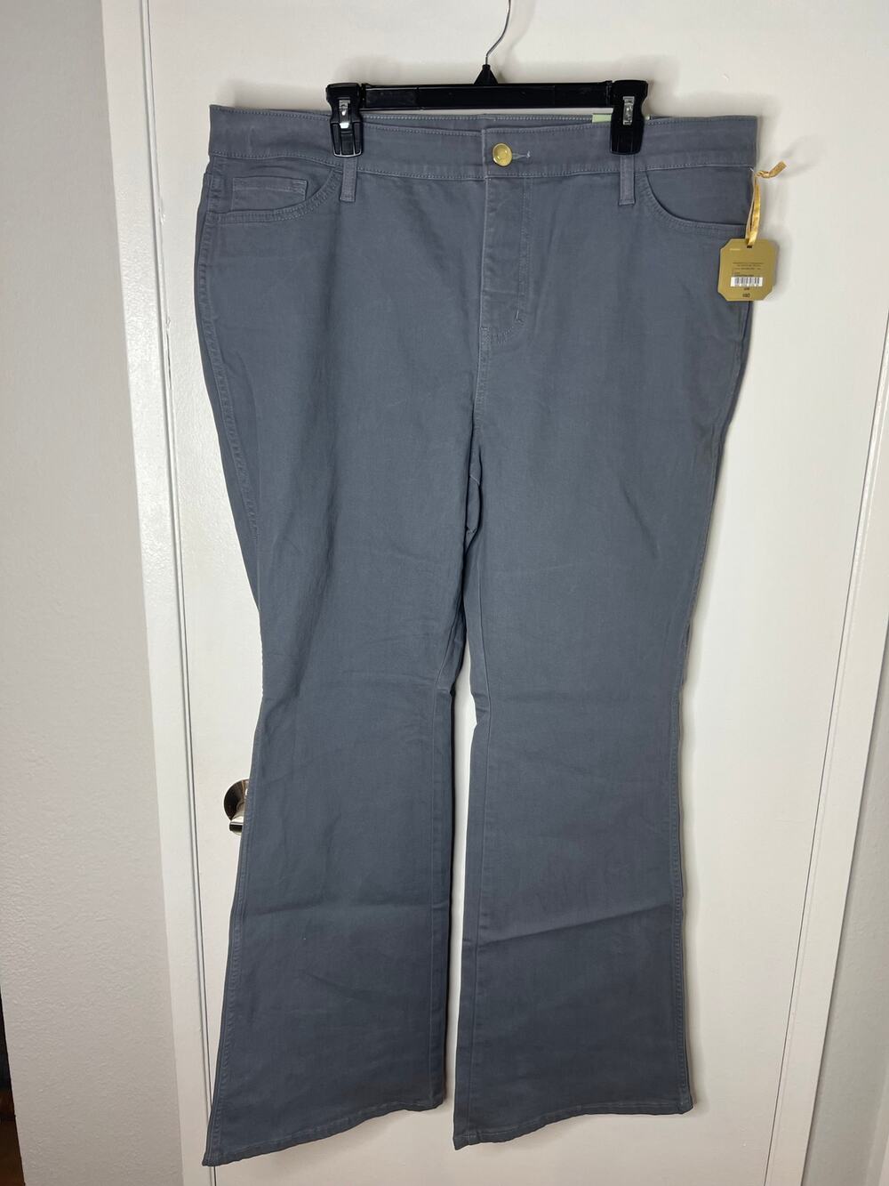 Ryegrass Women's High-Waisted Semi-Flare Jeans Grey NEW ~ Size 20W